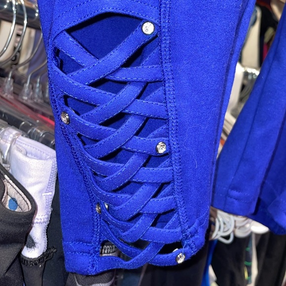 LUXE SLIMS 2x Plus Slim Blue Capri design on ankle like new  size 20 / 22 - Picture 5 of 11